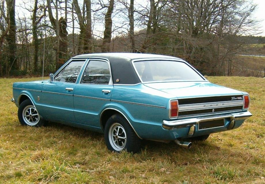 Location Ford TAUNUS 1972 BLEU 1972 BLEU MESSEIX