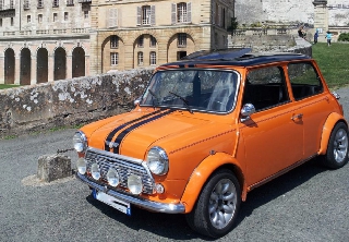Austin Mini 1993 orange