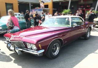 Buick riviera 1971 bordeaux