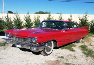 Cadillac Coupé Deville 1960 Rouge