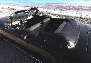 Chevrolet corvair  1962 noir 
