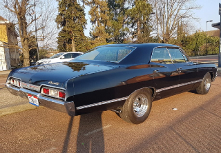 Chevrolet Impala 1967 noir