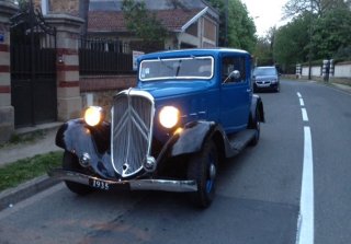 Citroën Rosalie 1935 Noire et bleue