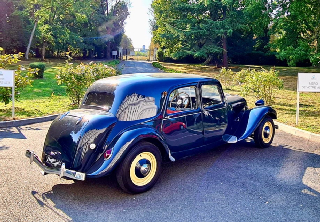 Citroën traction 11 B 1950 bleu foncé