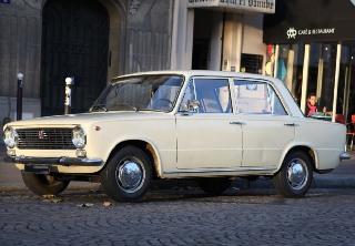 Fiat 124 1967 beige