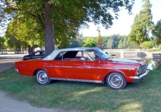 Ford Galaxie 1966 Rouge