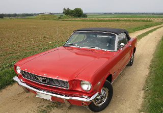Ford Mustang 1966 Rouge