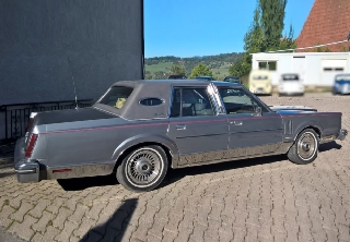 Lincoln Mark VI 1983 gris
