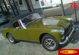MG midget 1974 vert olive