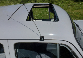 Peugeot 403 1965 gris clair