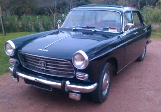 Peugeot 404 1967 noir