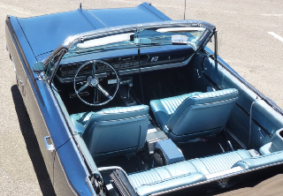Plymouth SportFury 1967 bleu