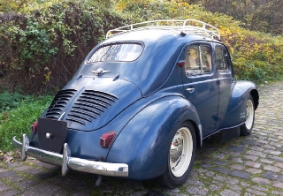 Renault 4 cv 1951 Bleu