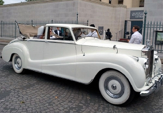 Rolls Royce Silver Wraith landaulet 1955 Blanc