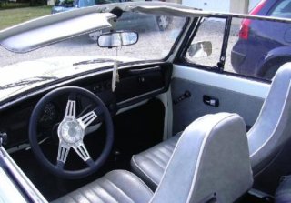 VW Coccinelle 1972 Blanche
