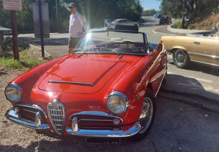 Location Alfa Romeo Giulia spider 1964 Rouge 1964 Rouge Marseille