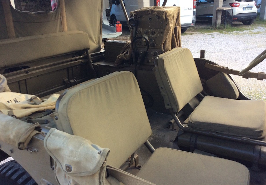 Modèle Réduit 1:18 Willys Jeep US Army 1944 - Métal Die-Cast, Vert Olive, American Diorama