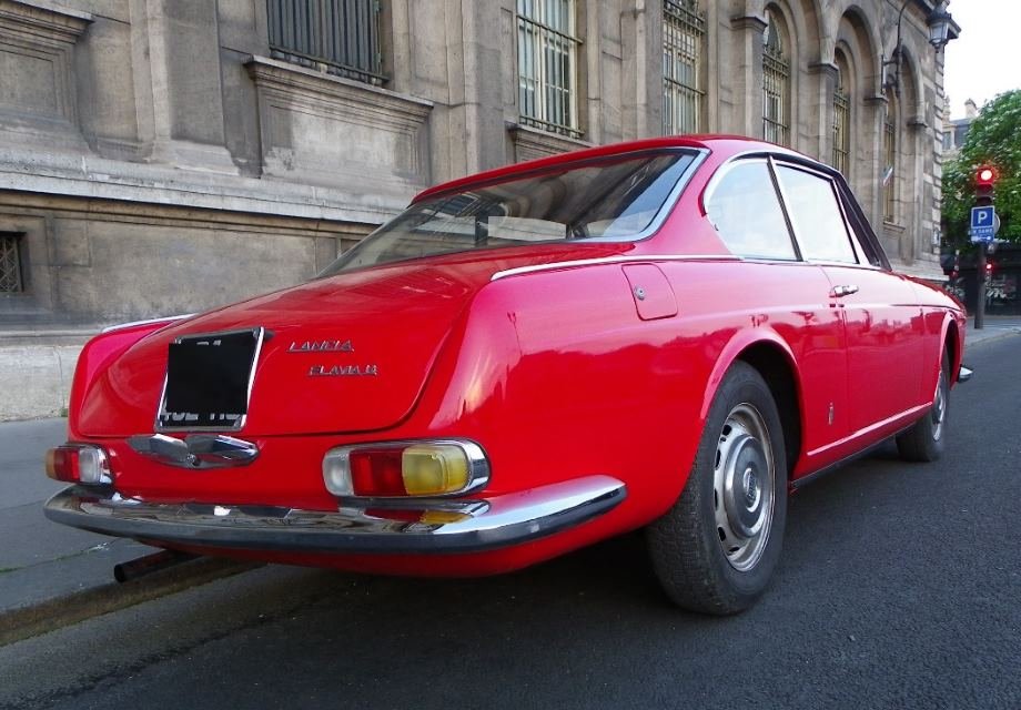 Location Lancia Flavia 1800 1966 rouge 1966 rouge Champigny sur Marne