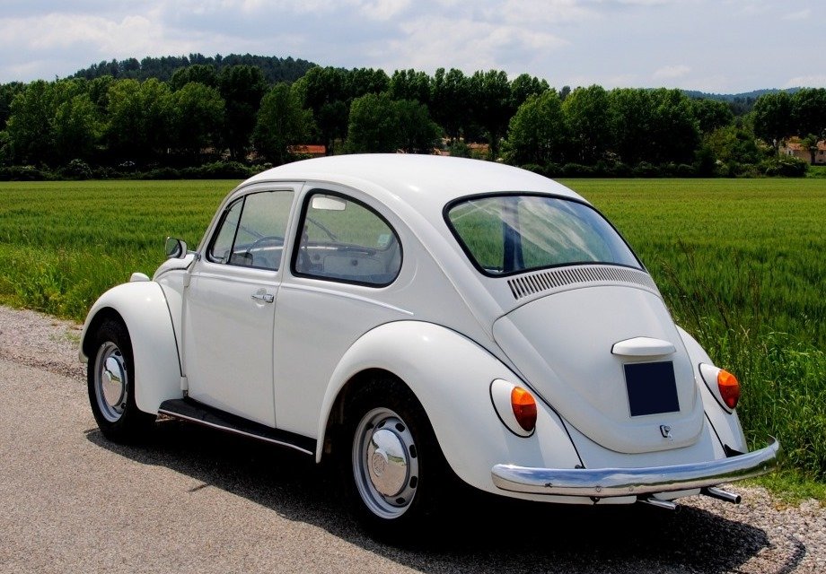Location Volkswagen Coccinelle 1200 1972 Blanche 1972 Blanche Jouques