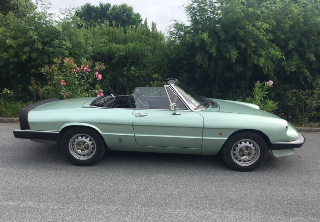 Alfa Romeo Spider 1988 Vert metal