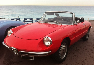 Alfa Romeo Spider duetto 1967 Rouge