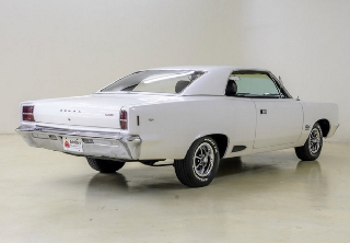 Amc Rebel SST 1967 blanche