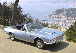 Aston Martin DBS6 volante 1968 Bleu