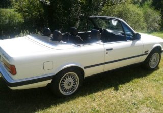 BMW 325i Cabriolet 1986  blanc