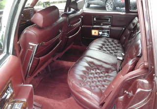 Cadillac Brougham d'Elegance 1990 Bordeaux