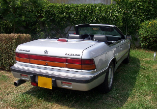 Chrysler lebaron 1990 gris