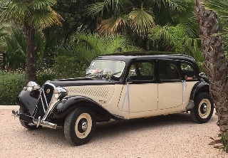 CITROËN 11 C 1957 crème et chocolat.