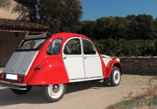 Citroën 2CV 1983 Blanche et Rouge