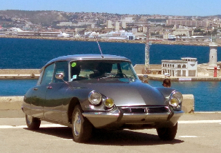 Citroën DS Pallas 1967 gris metallisé