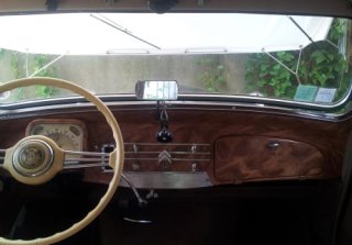 CITROEN TRACTION 15/6 1952 BLEU Nuit