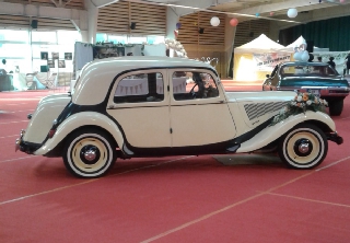 CITROEN TRACTION 11 BL 1951 IVOIRE