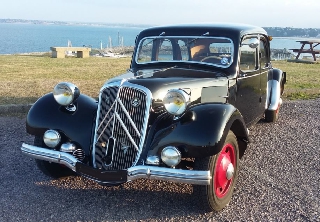 Citroën Traction Limousine 1938 noire