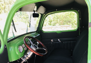 Ford F 100 1951 Vert et noir