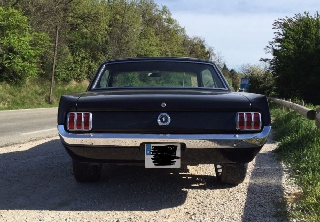 Location Ford Mustang 1965 Noir