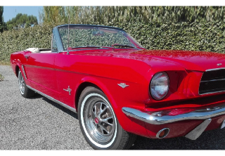 Ford mustang 1965 rouge