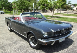 Location Ford Mustang 1966 vert