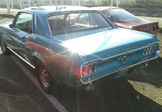 Location Ford Mustang 1967 bleue