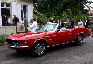 FORD MUSTANG 1969 ROUGE
