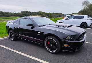 Ford Mustang Fastback 2013 Noir 