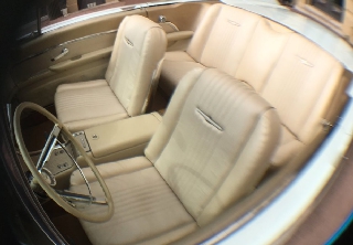 Ford Thunderbird 1963 bleu pastel