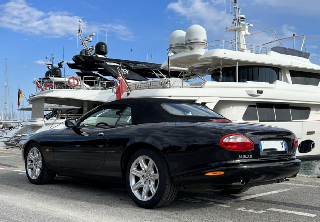 Jaguar XK8 2000 Noir