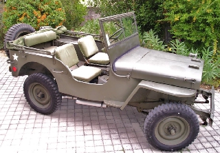 Jeep Willys 1960 Kaki