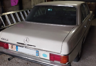 Mercedes Benz 220 D 1974 Blanc