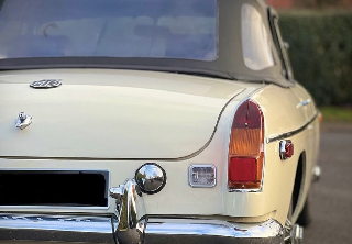 Mg B 1970 Beige 