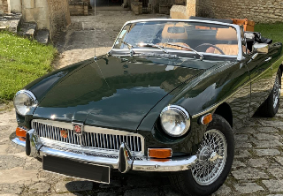 Mg B cabriolet 1974 vert
