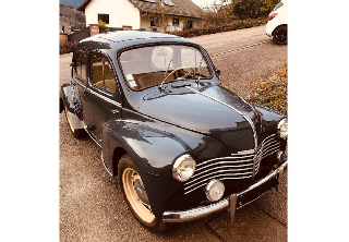 Renault 4 cv 1952 gris anthracite